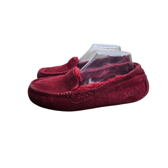 Ugg Ansley Red Suede Shearling Slippers Moccasins - Picture 1 of 11